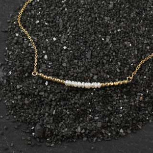 Tiny Pearl Bar Necklace  (n-8p24)